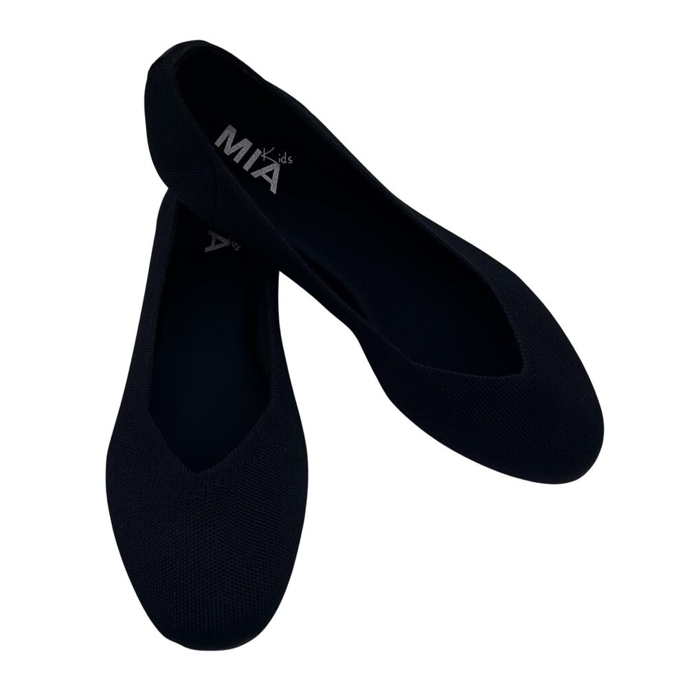 NWT Mia Size 4 Kandi Black Knit Ballet Flat